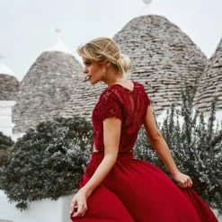 LORETA Clothing Beauty