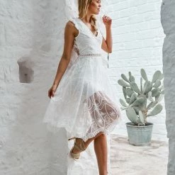 LORETA Walda Dress Clothing