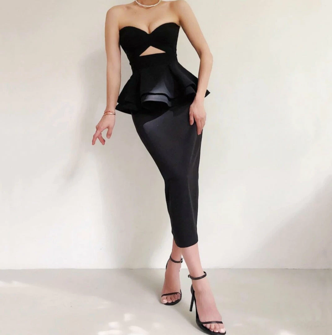 LORETA Marilyn Ruffle Dress (Black) 3 LORETA Marilyn Ruffle Dress (Black)