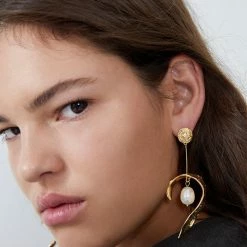 LORETA 24HR OVERNIGHT COLLECTION Gold Leaf Earrings